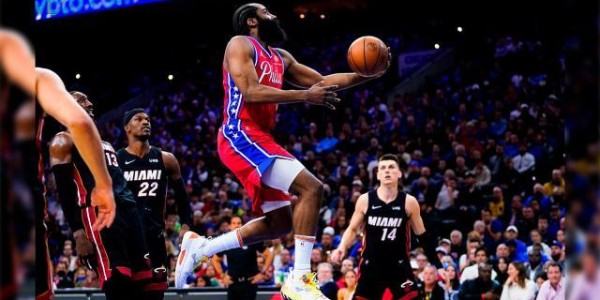 星空体育-哈登找回得分感觉砍30+，他带给76人的不止是胜利