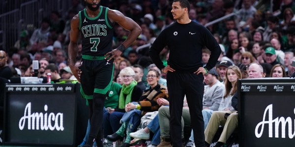 队记谈绿军首发：布朗&amp;amp;怀特&amp;amp;普理查德 另外两人取决于主帅的战术