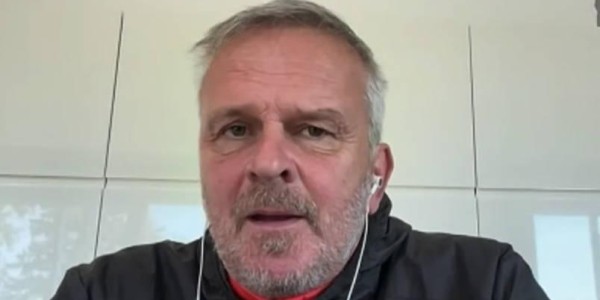 星空体育-哈曼：利物浦防守太弱，也失去了阿诺德传威胁球的能力和影响