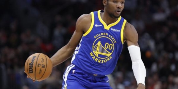 Xingkong-身后火箭步步紧逼 库明加独挑勇士锋线大梁