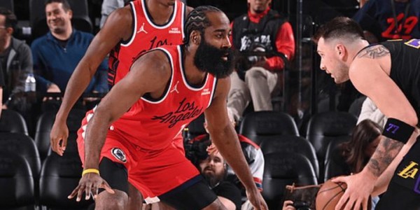 Xingkong-拒绝26分大逆转！湖人惜败快船，詹姆斯创历史第一，哈登21投6中